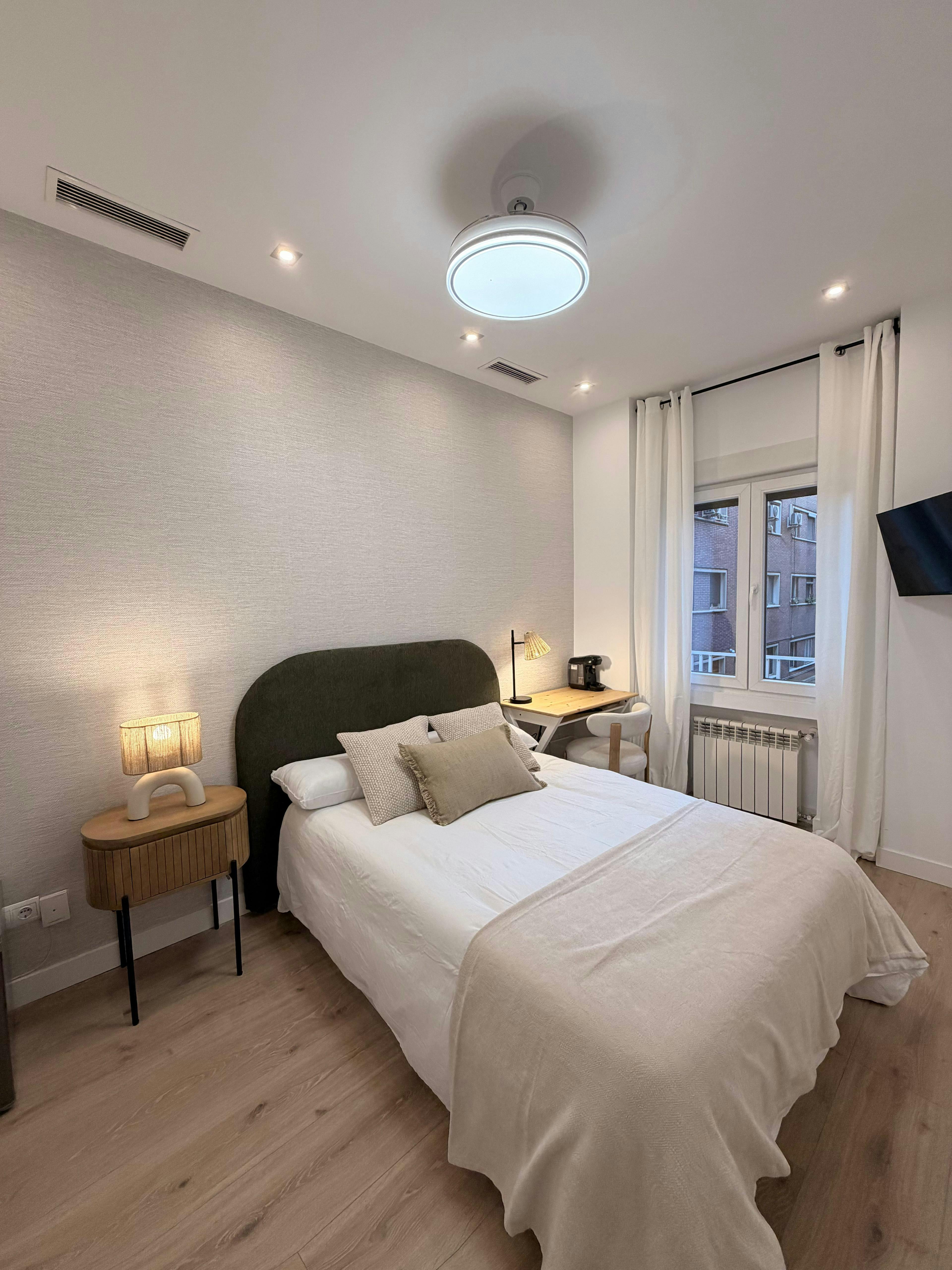 Private room in Calle de Jorge Juan, Madrid (1746808) room image 1
