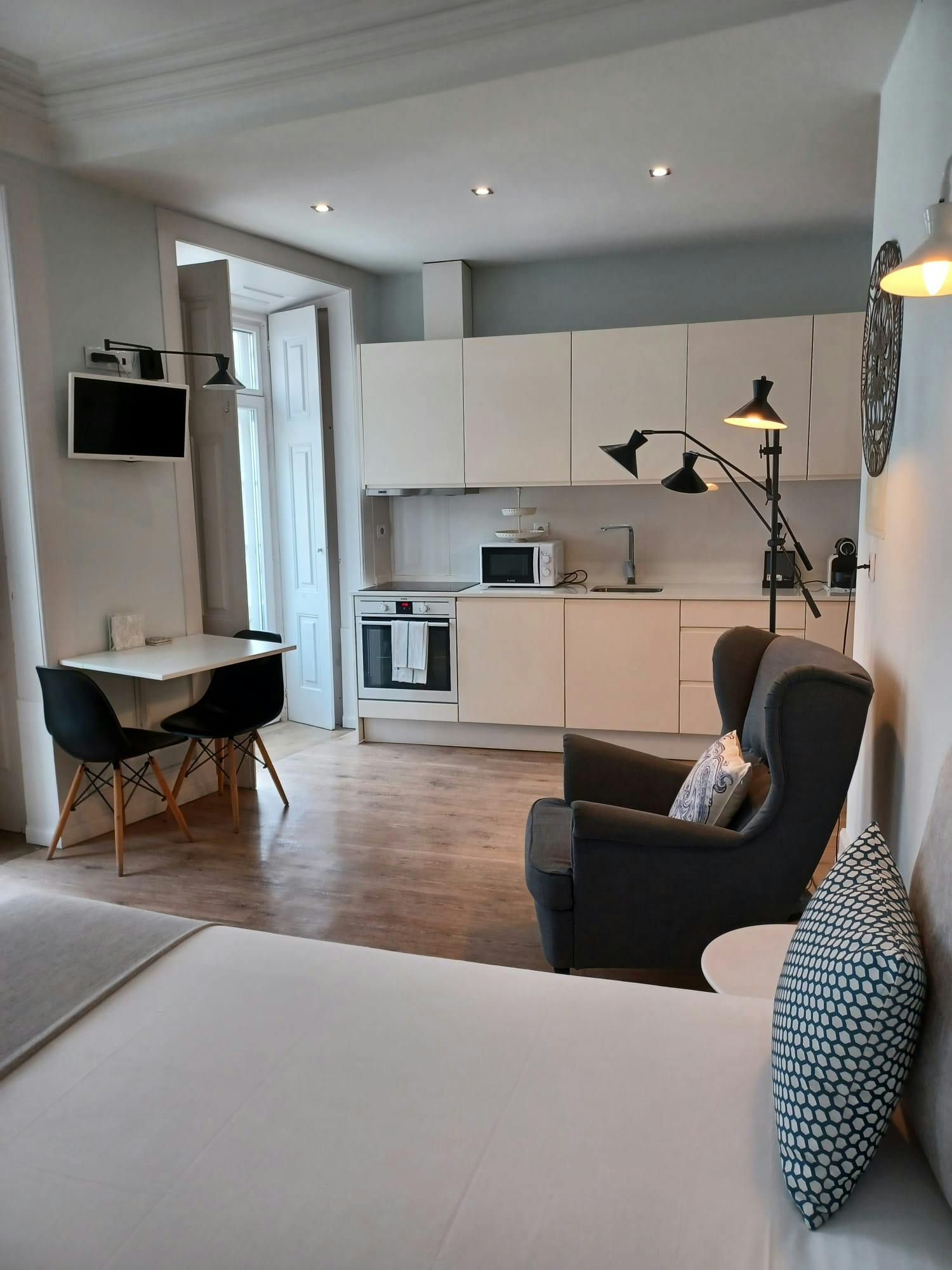 Studio for rent for €700 per month in Coimbra, Rua da Sofia