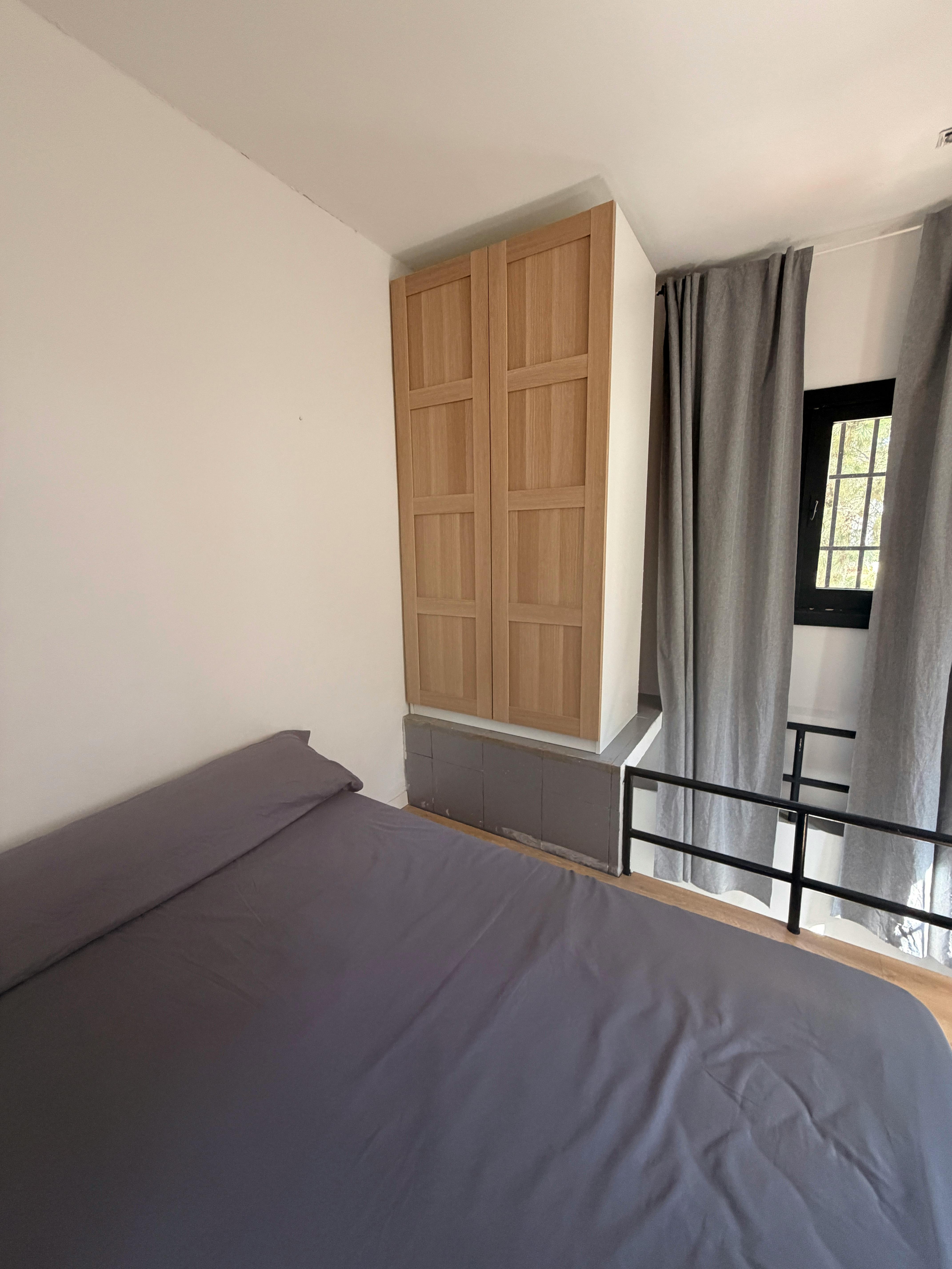 Calle de Bolivia, Madrid preview