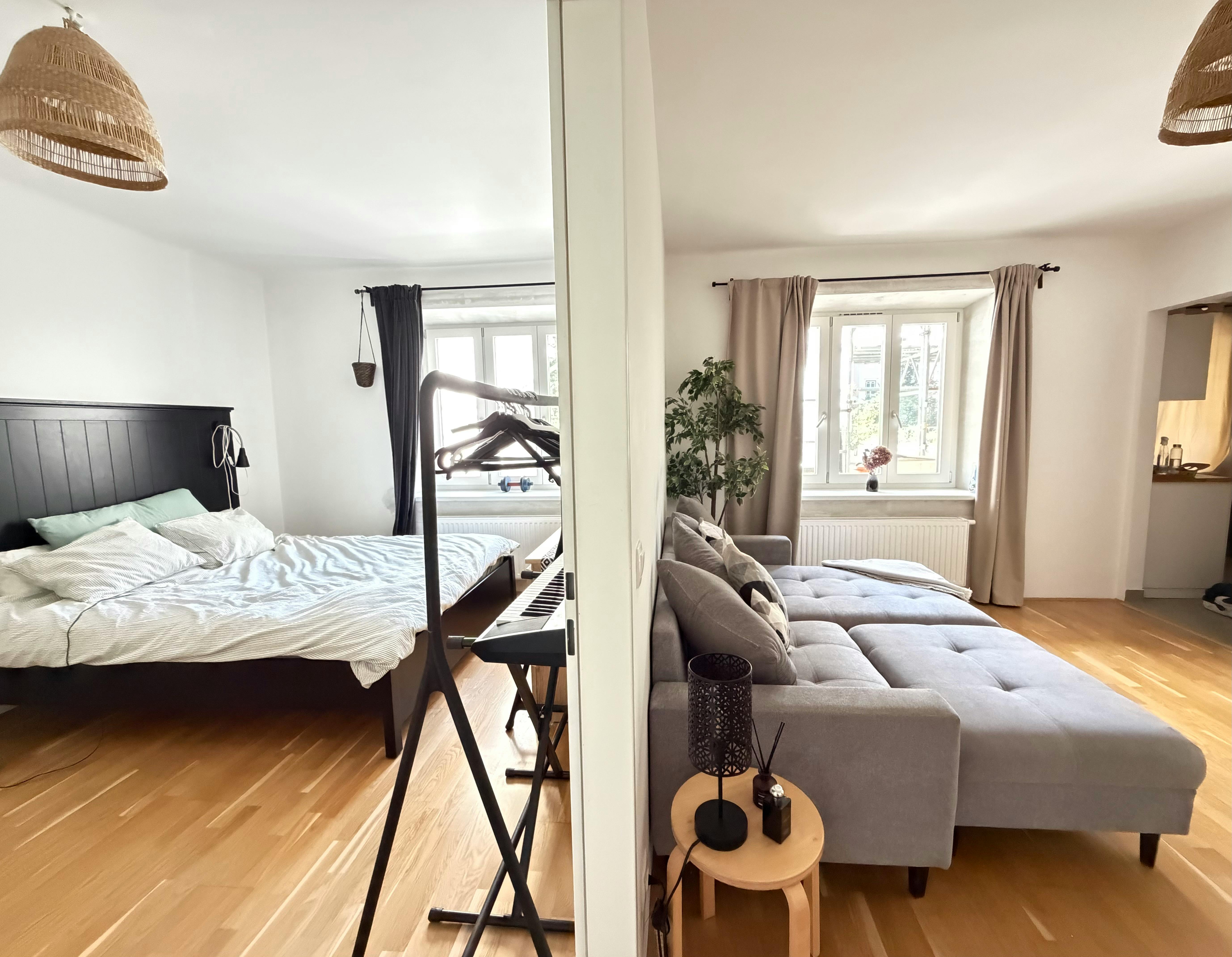 2-Bedroom Apartment in Rechte Wienzeile, Vienna (1746967) ROOM 1