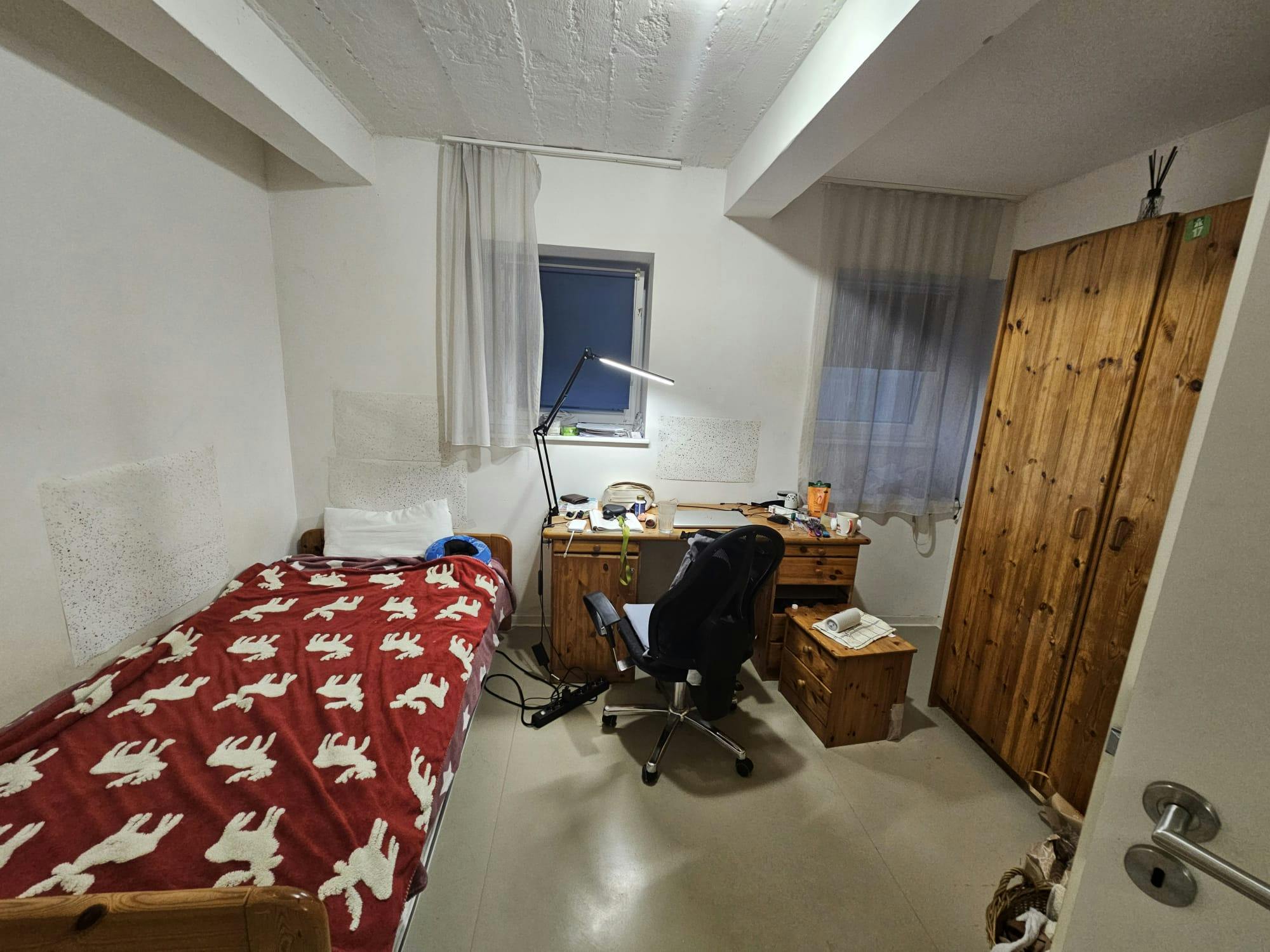 Privé kamer te huur voor € 570 per maand in Stuttgart, Kernerstraße