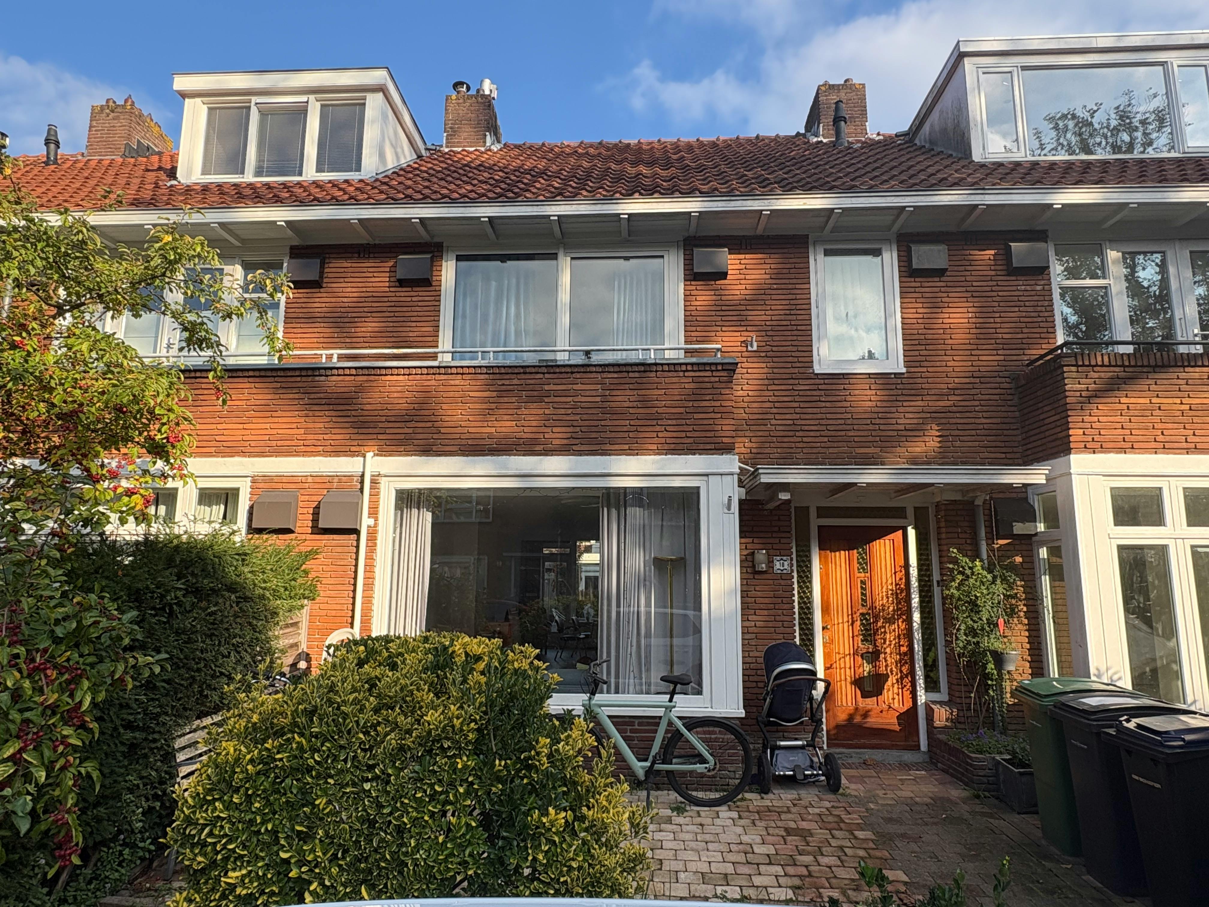House for rent for €2,800 per month in Amstelveen, Berkenrodelaan