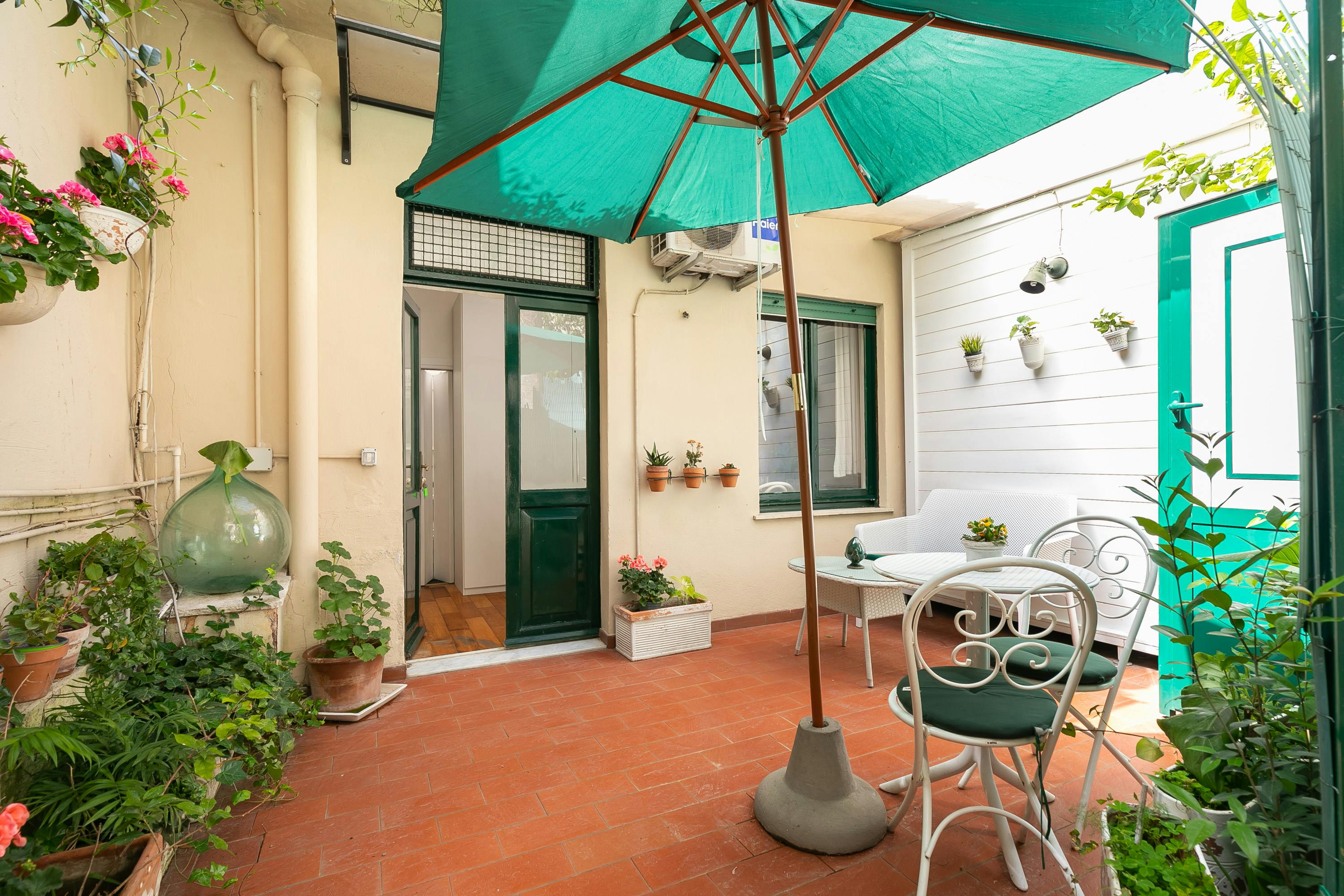 Monolocale in affitto a 1400 € al mese a Rome, Via Felice Cavallotti