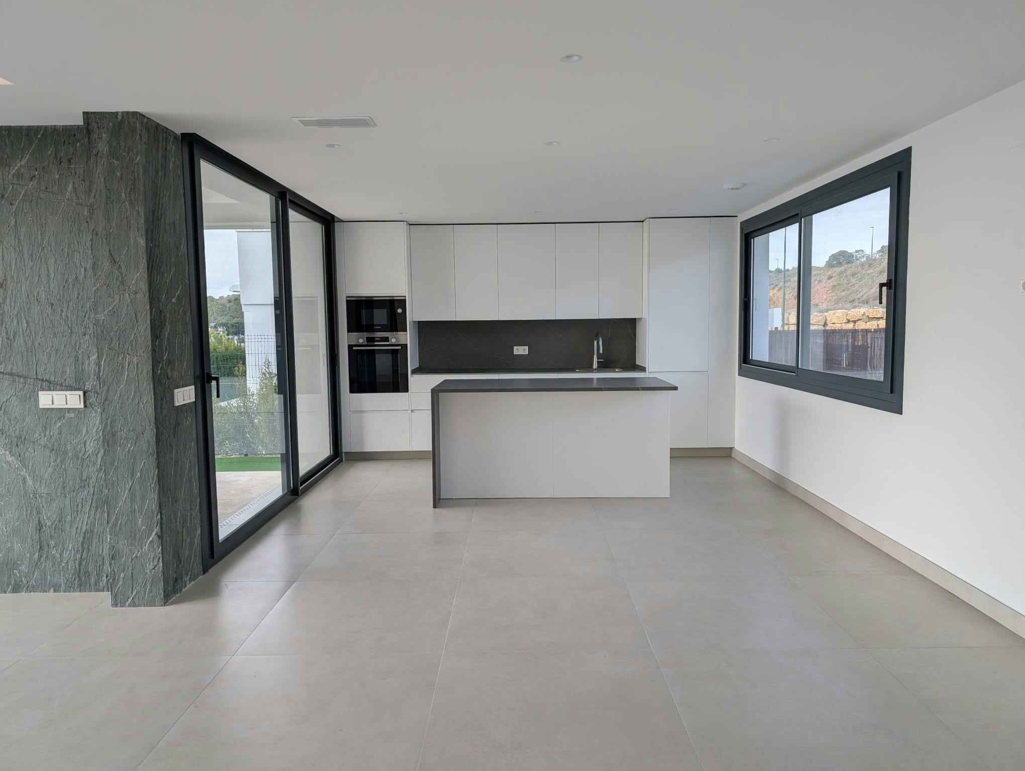 4-Bedroom House in Calle Consul Porfirio Smerdou, Málaga (1747208) ROOM 2
