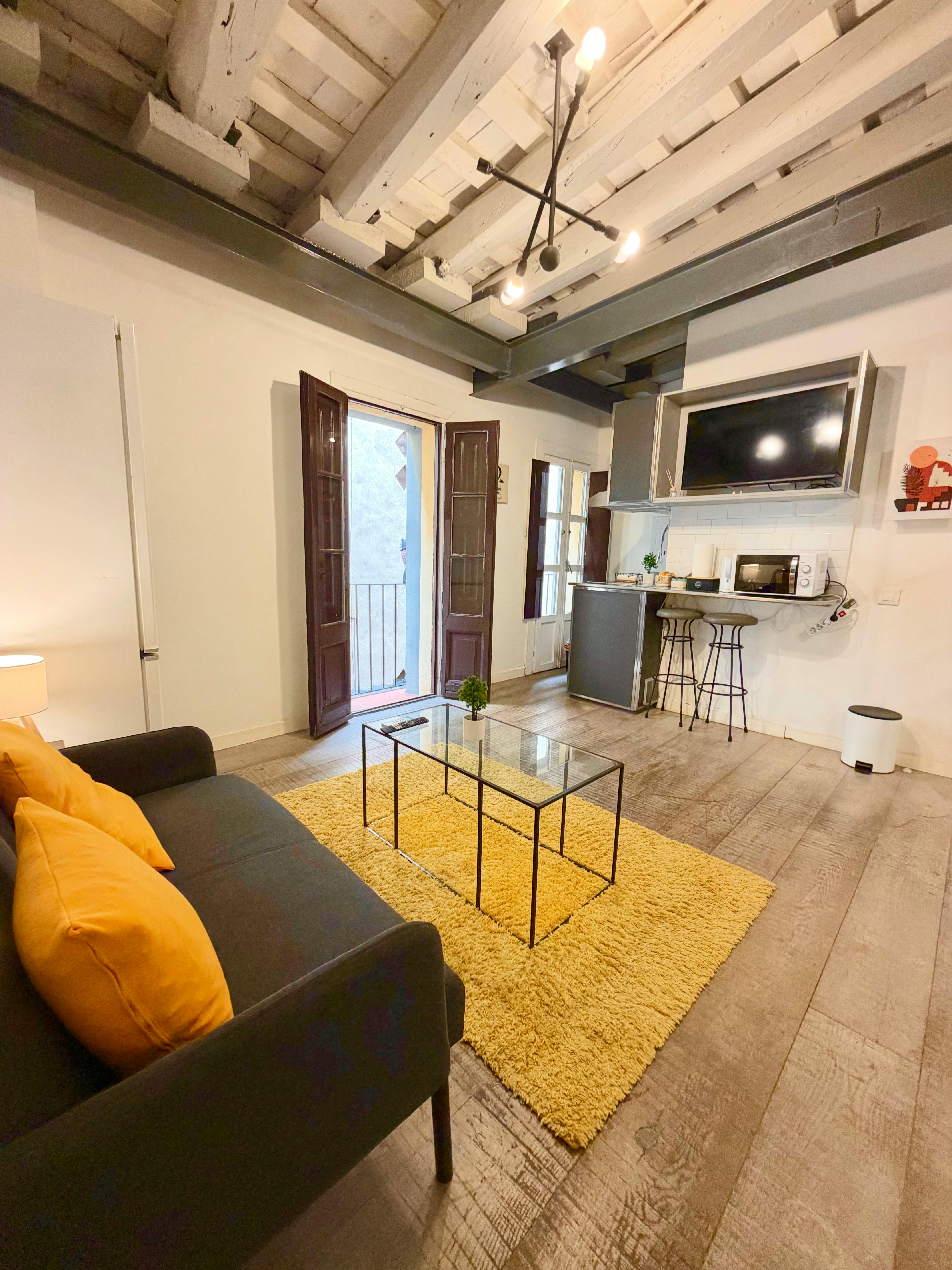 Apartamento para alugar por € 1.800 por mês em Barcelona, Carrer d'en Gignàs