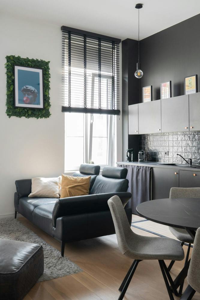 Lägenhet att hyra för 1 800 € i månaden i Antwerpen, Goudbloemstraat