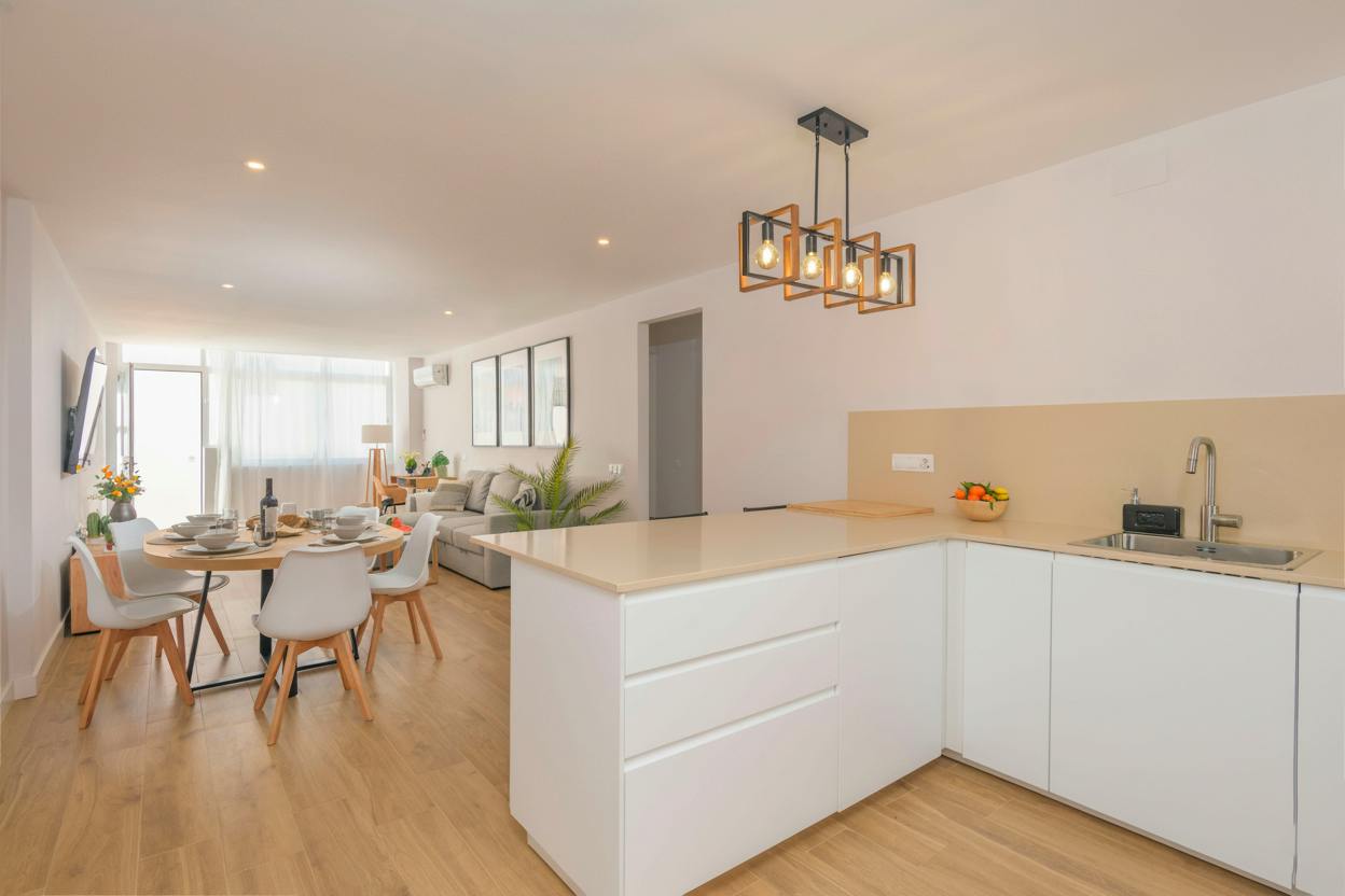 Квартира за оренду для 2 400 EUR на місяць у Benalmádena, Calle Jucar