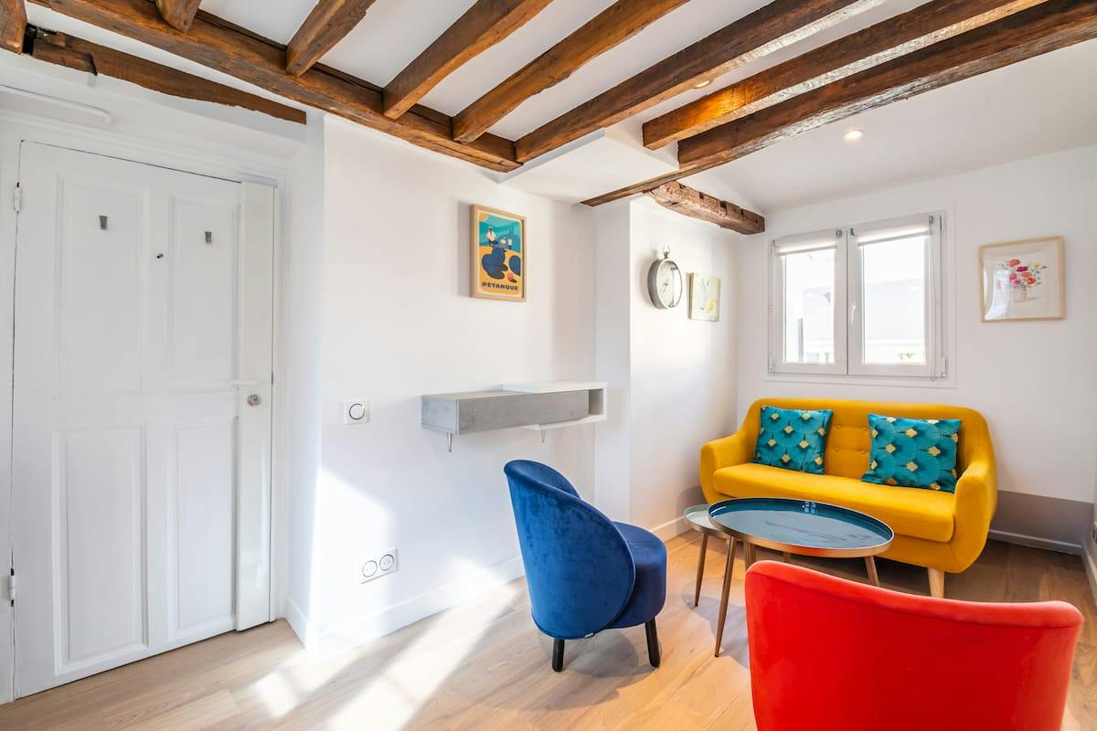 1-Bedroom Apartment in Rue de Verneuil, Paris (1747317) ROOM 3