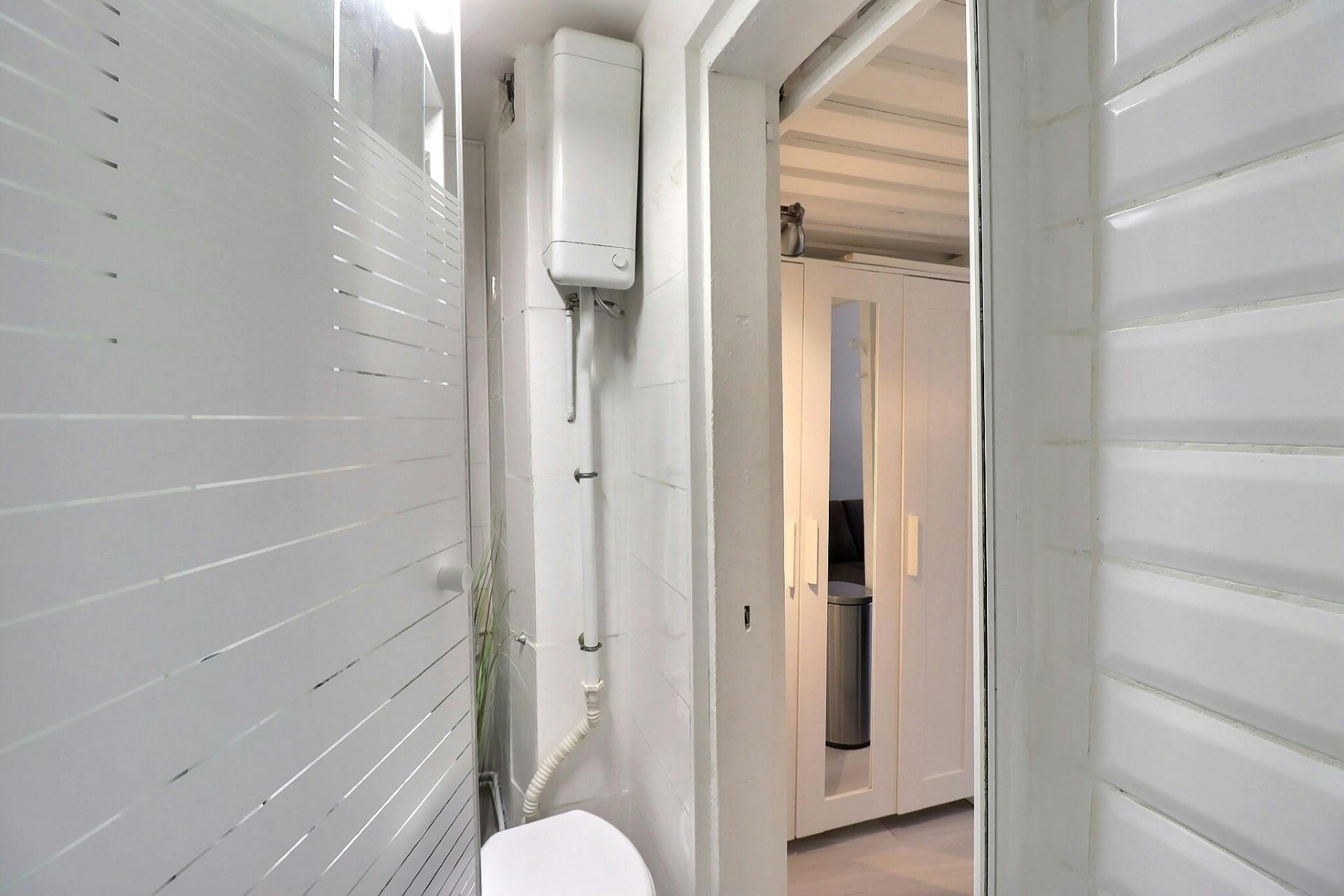 1-Bedroom Apartment in Rue Singer, Paris (1747318) room image 10