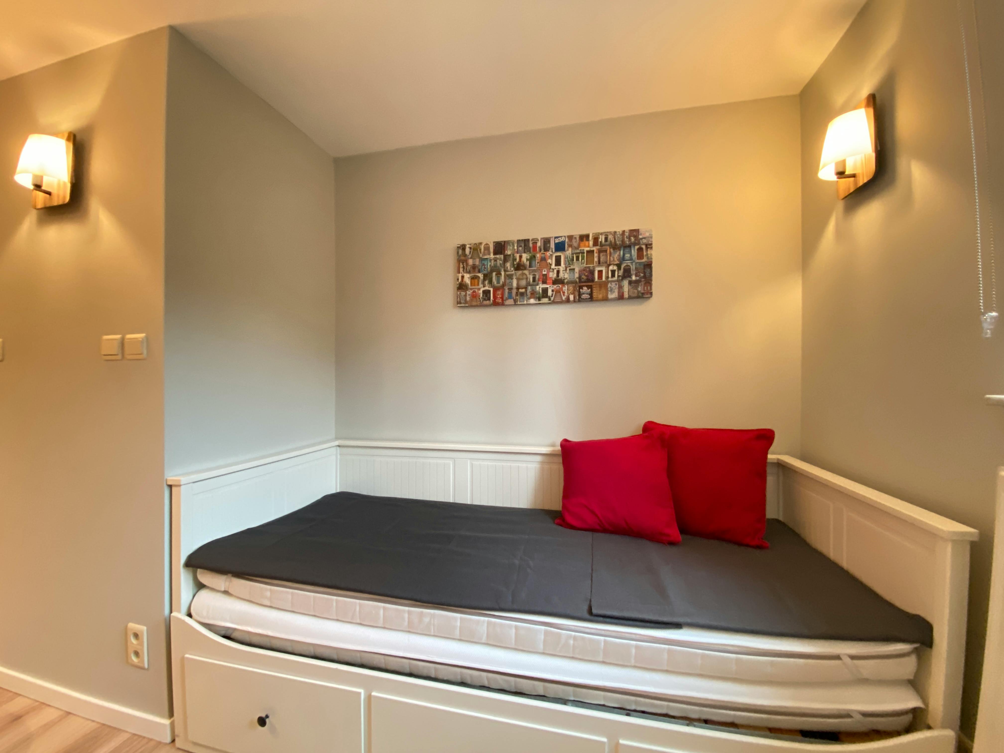Rue de Toulouse, Brussels preview