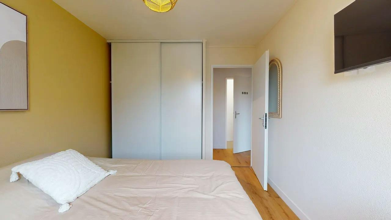Private room in Boulevard de l'Europe, Rouen (1747490) room image 2