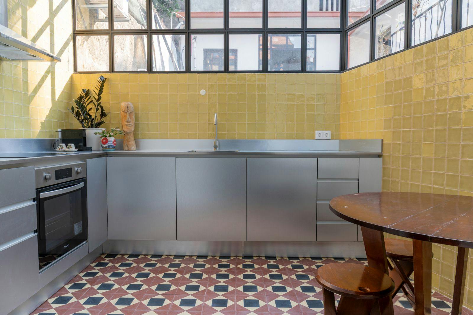 Wohnung zu mieten für 1.150 € pro Monat in Porto, Rua de São Victor