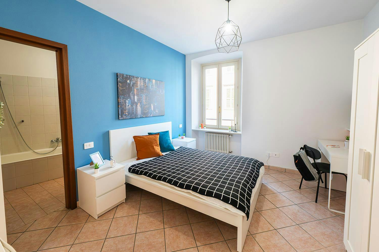 Private room in Via Torquato Tasso, Bergamo (1747559) room image 1