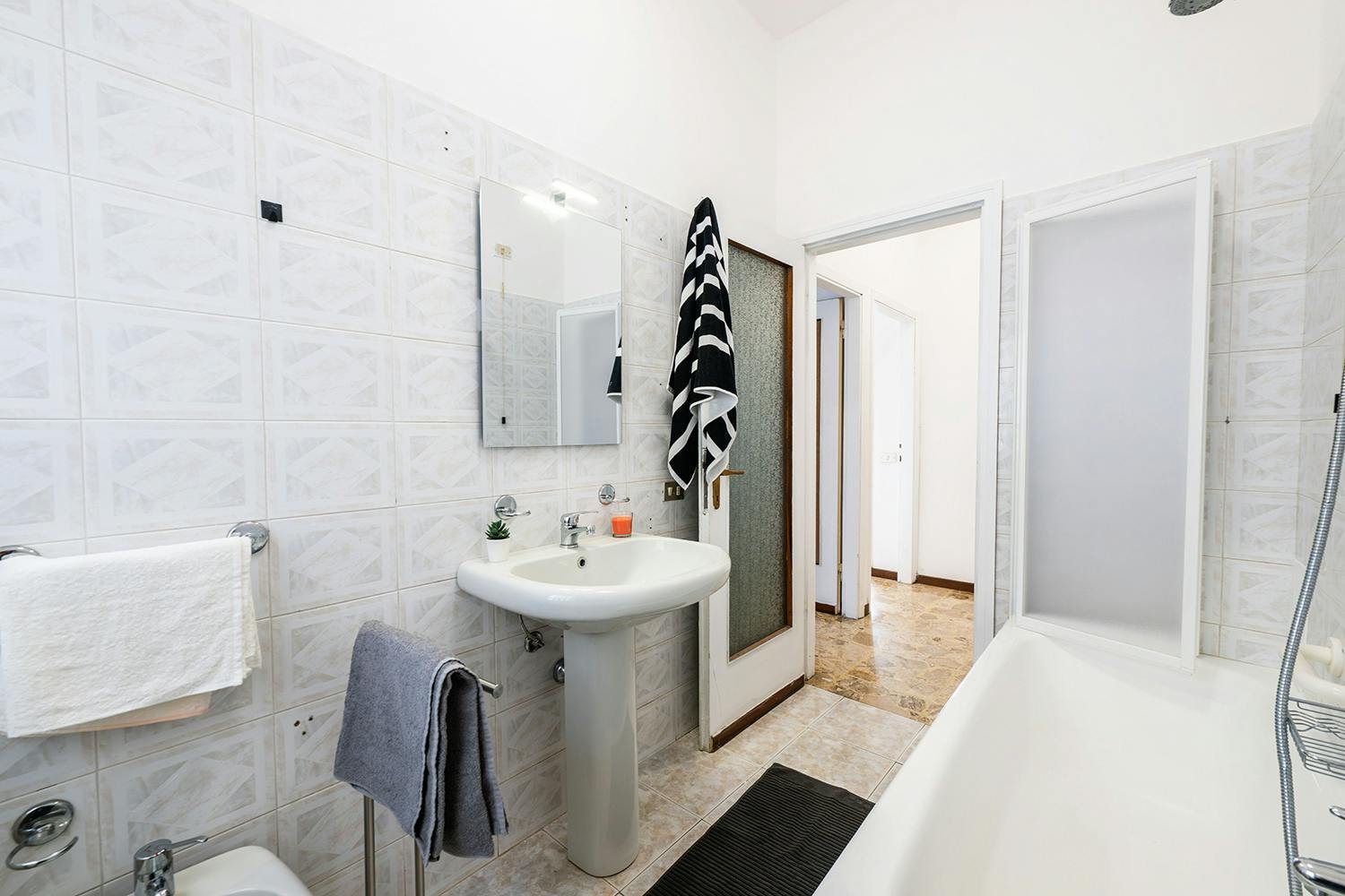 Private room in Via Elba, Bergamo (1747564) room image 10