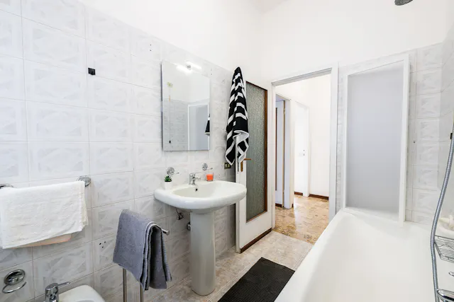 Private room in Via Elba, Bergamo (1747564) room image 10