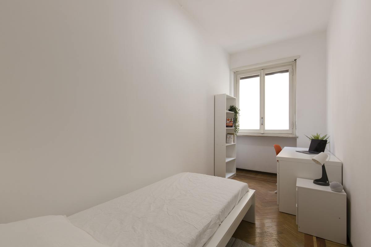 Private room in Via Antonio Bertola, Turin (1747595) room image 2