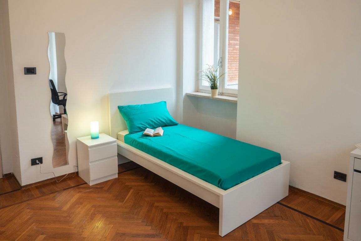Private room in Via Frinco, Turin (1747606) room image 1