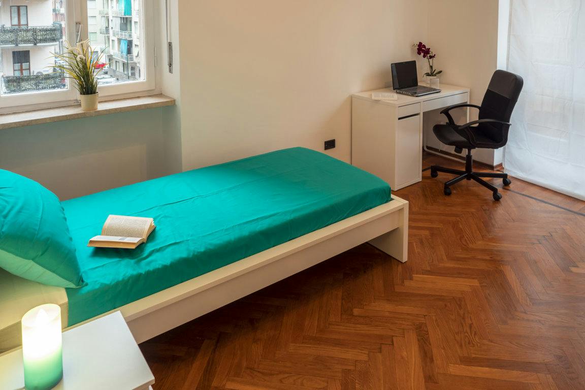 Private room in Via Frinco, Turin (1747606) room image 2