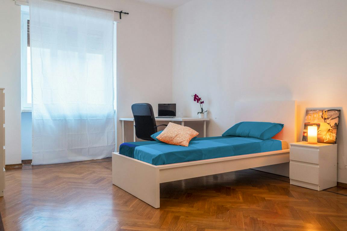 Private room in Via Frinco, Turin (1747634) room image 1