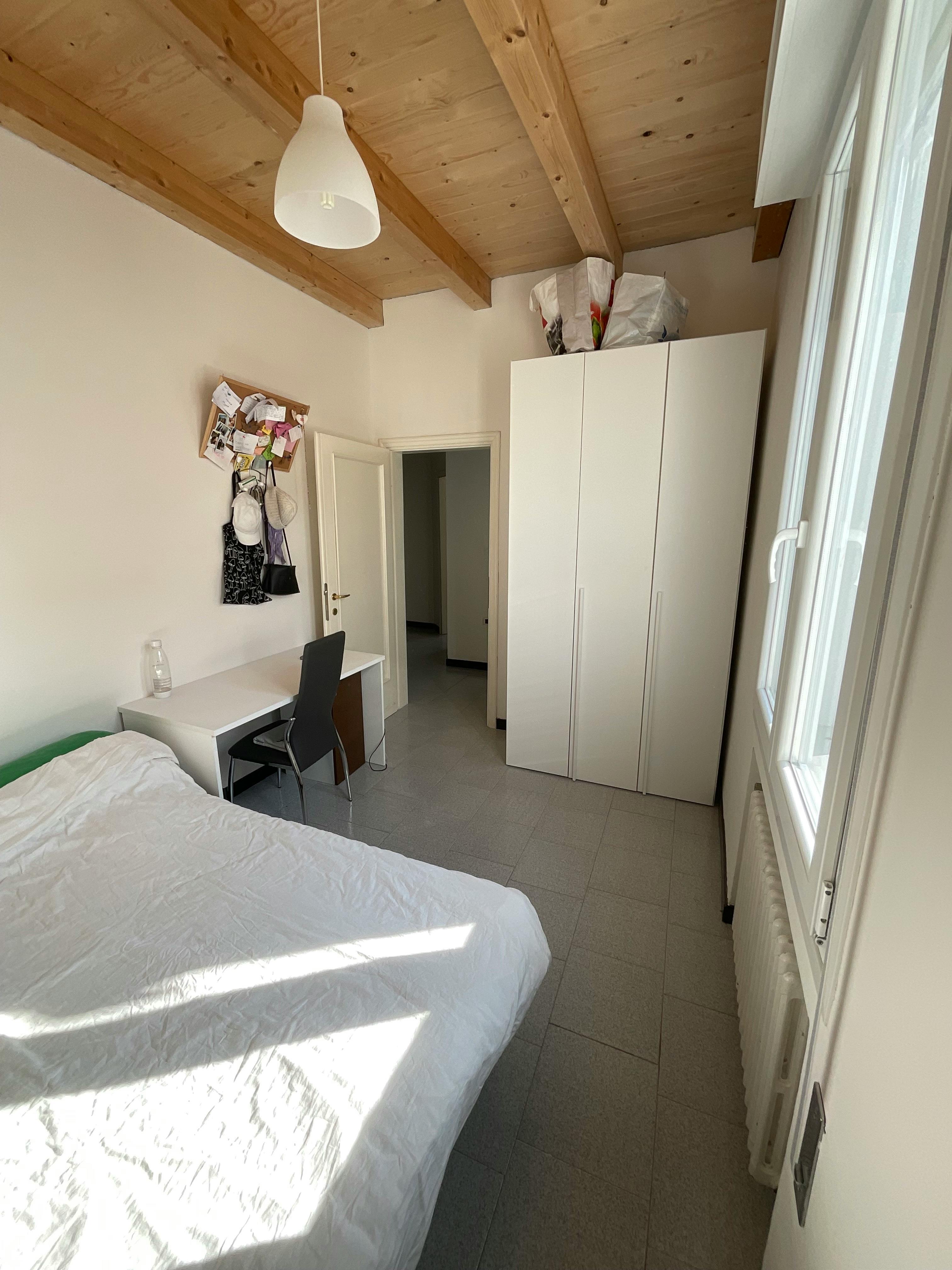 Quarto privado para alugar por € 385 por mês em Ferrara, Corso Isonzo