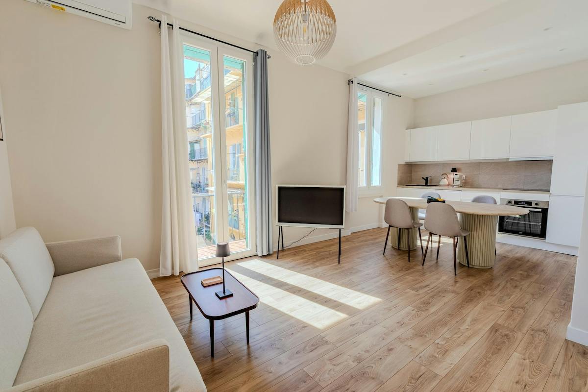 Apartamento para alugar por € 1.850 por mês em Nice, Rue François Guisol