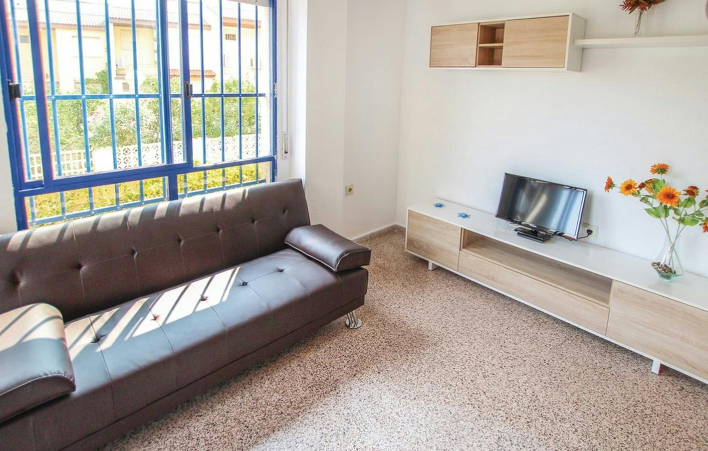 2-Bedroom Apartment in Carrer Argentina, Guardamar del Segura (1747699) ROOM 1