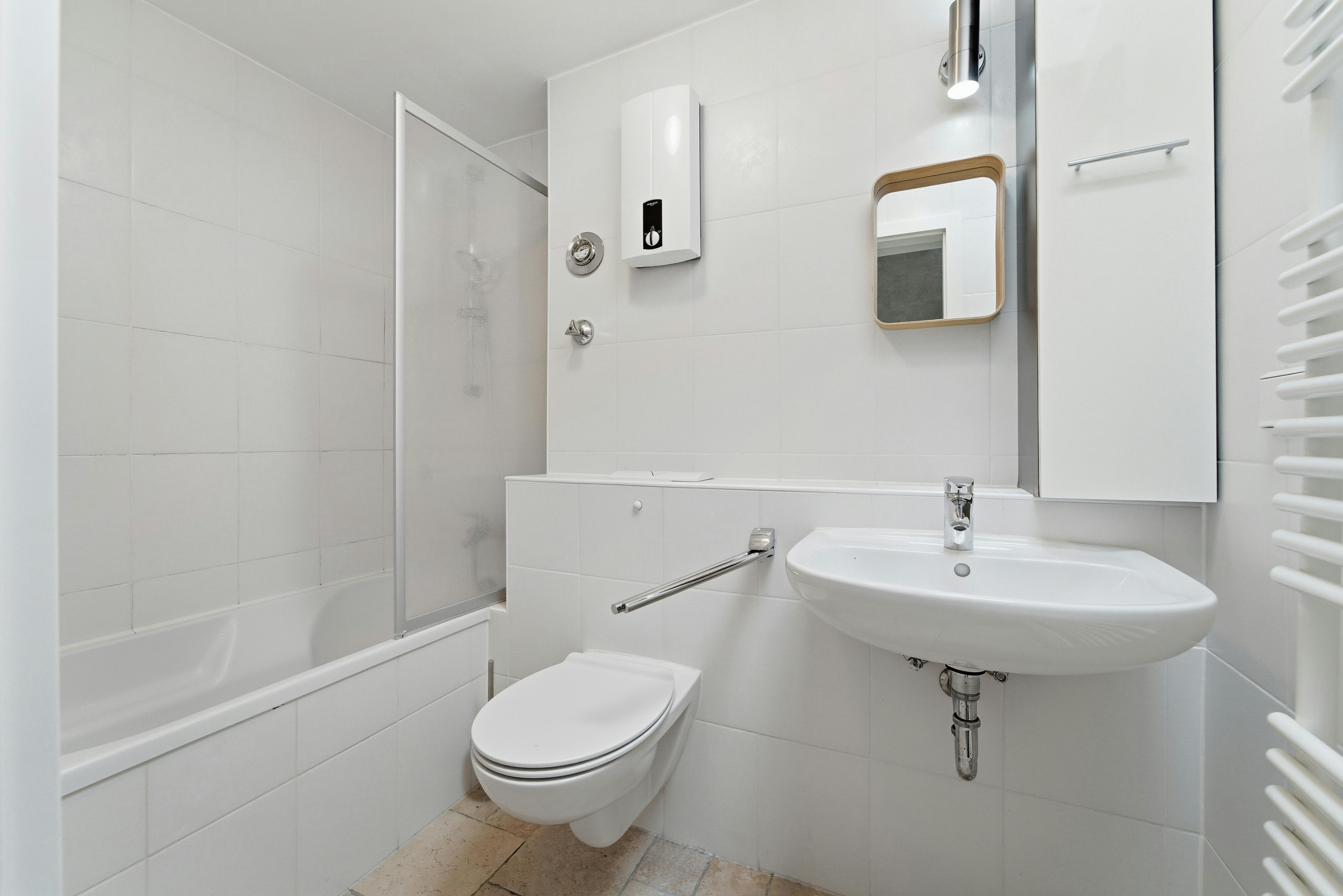 2-Bedroom Apartment in Pettenkoferstraße, Essen (1747738) room image 8