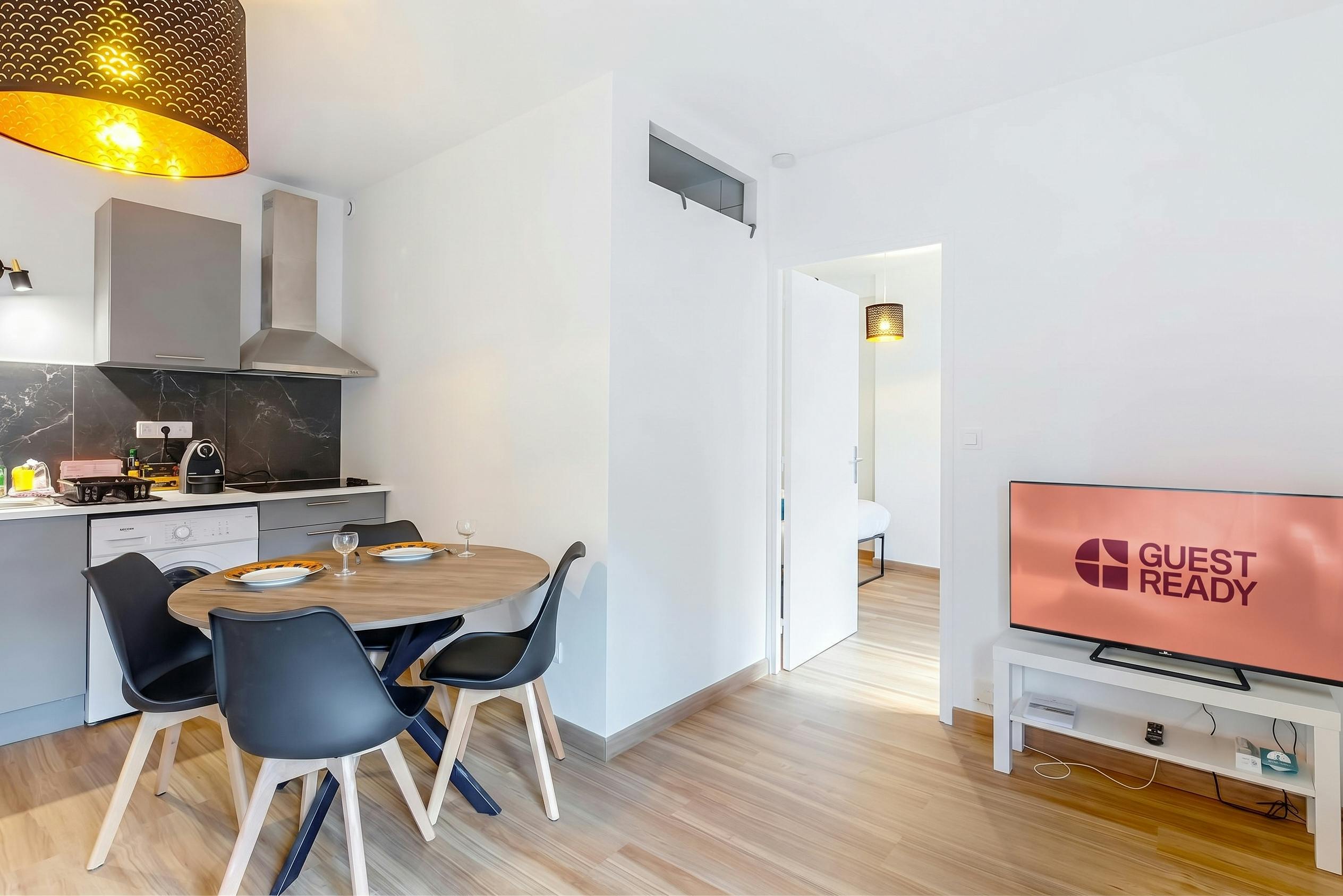 1-Bedroom Apartment in Rue d'Aubervilliers, Paris (1747921) ROOM 1