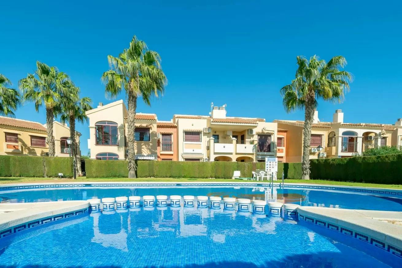 2-Bedroom Apartment in Calle las Tortolas, Torrevieja (1748079) ROOM 2