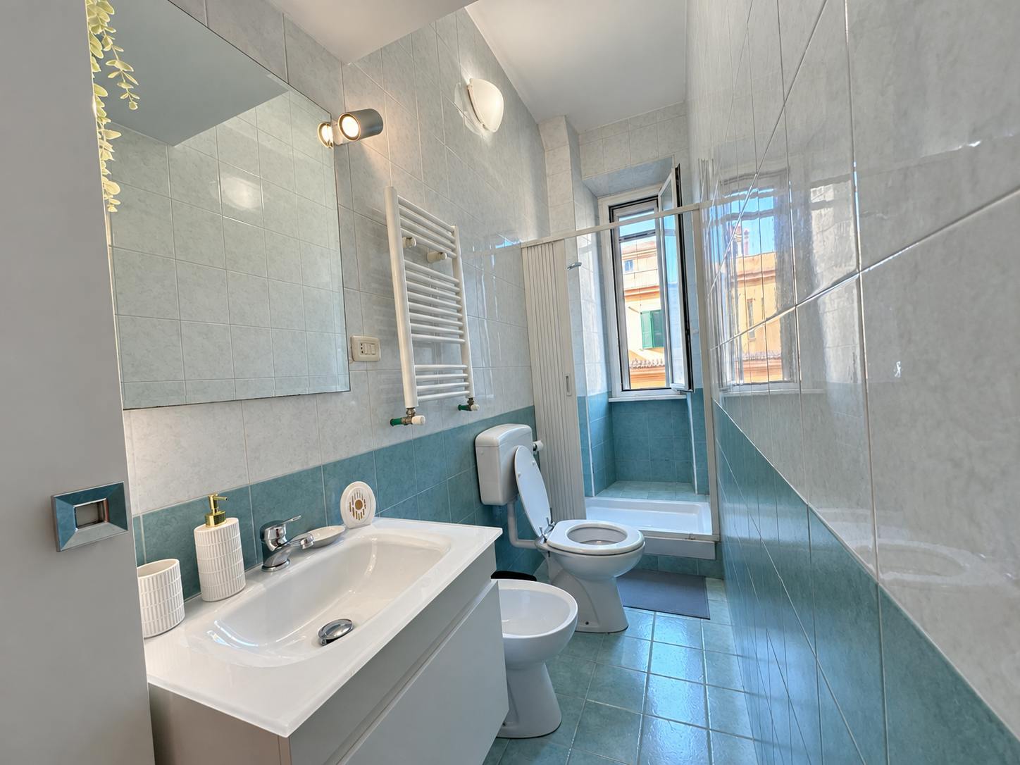 1-Bedroom Building in Via della Marranella, Rome (1748186) room image 9