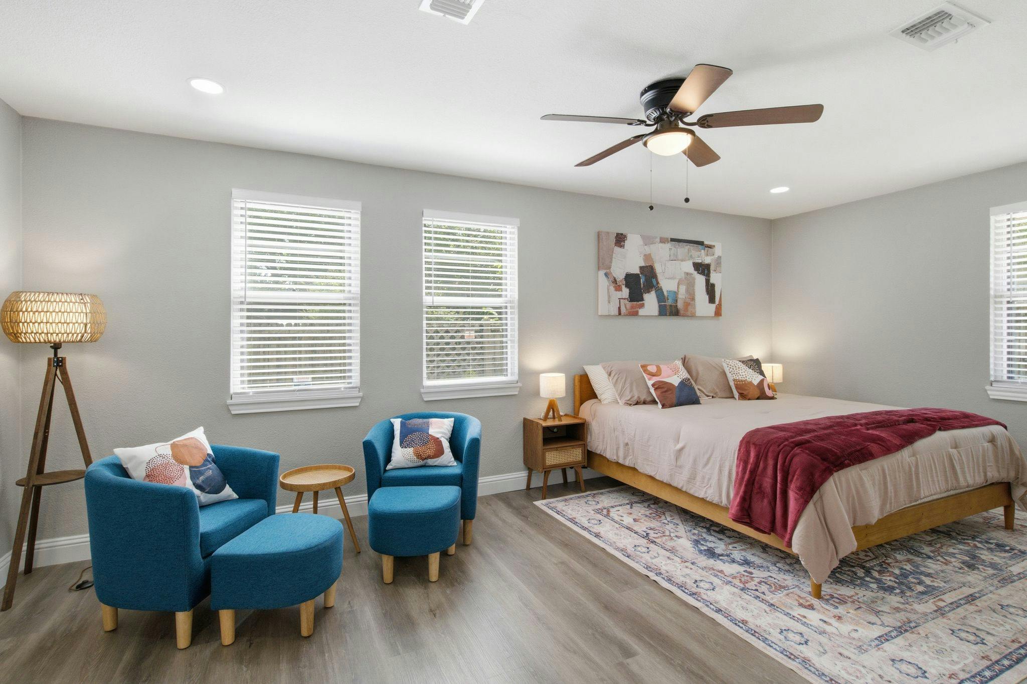 Casa en alquiler por $3,970 al mes en Irving, Addington Street