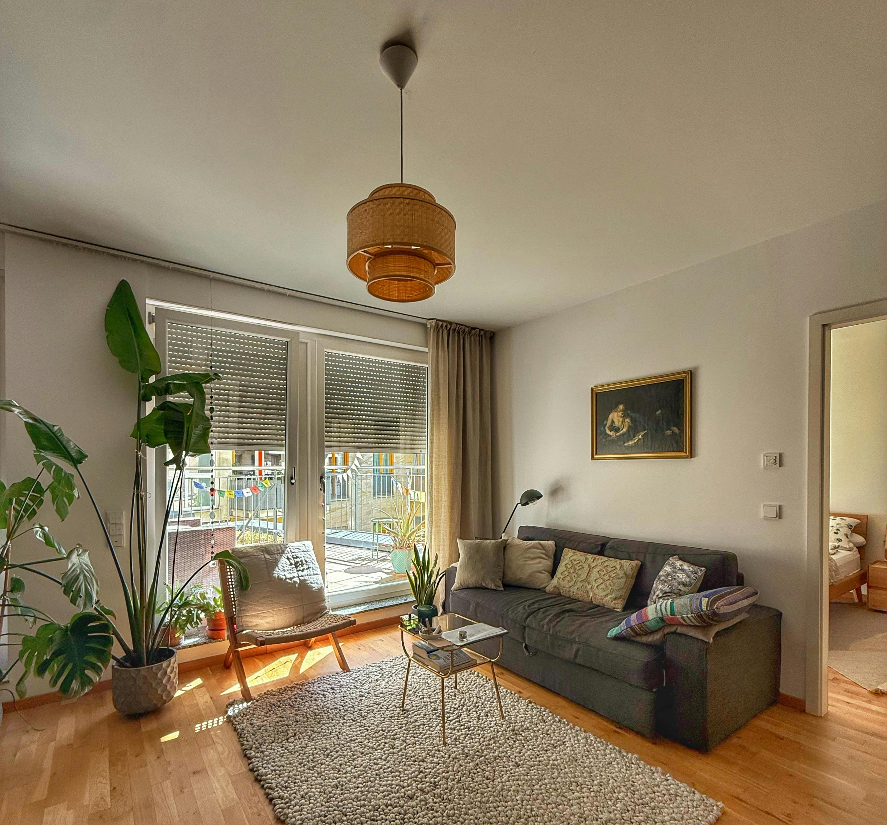 Mieszkanie do wynajęcia za 1500 € miesięcznie w mieście Berlin, Caroline-Michaelis-Straße