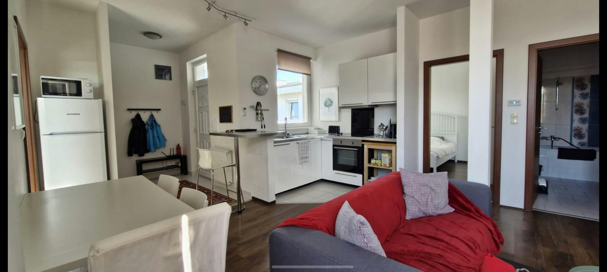 Mieszkanie do wynajęcia za 412 366 HUF miesięcznie w mieście Budapest, Csengery Street