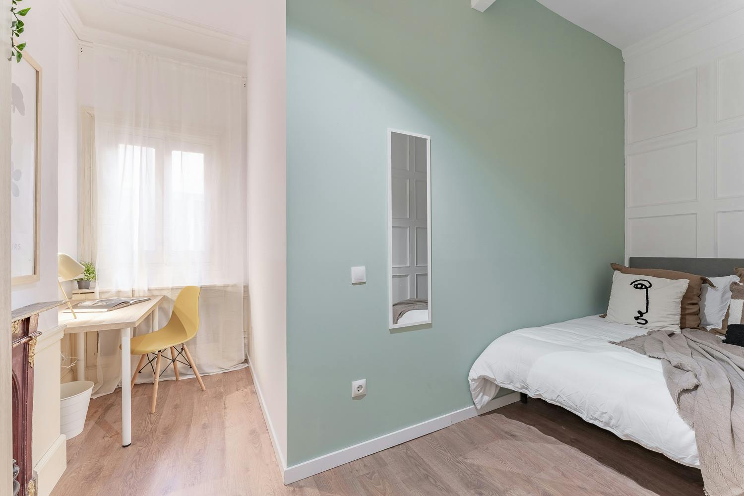 Calle de San Gregorio, Madrid preview