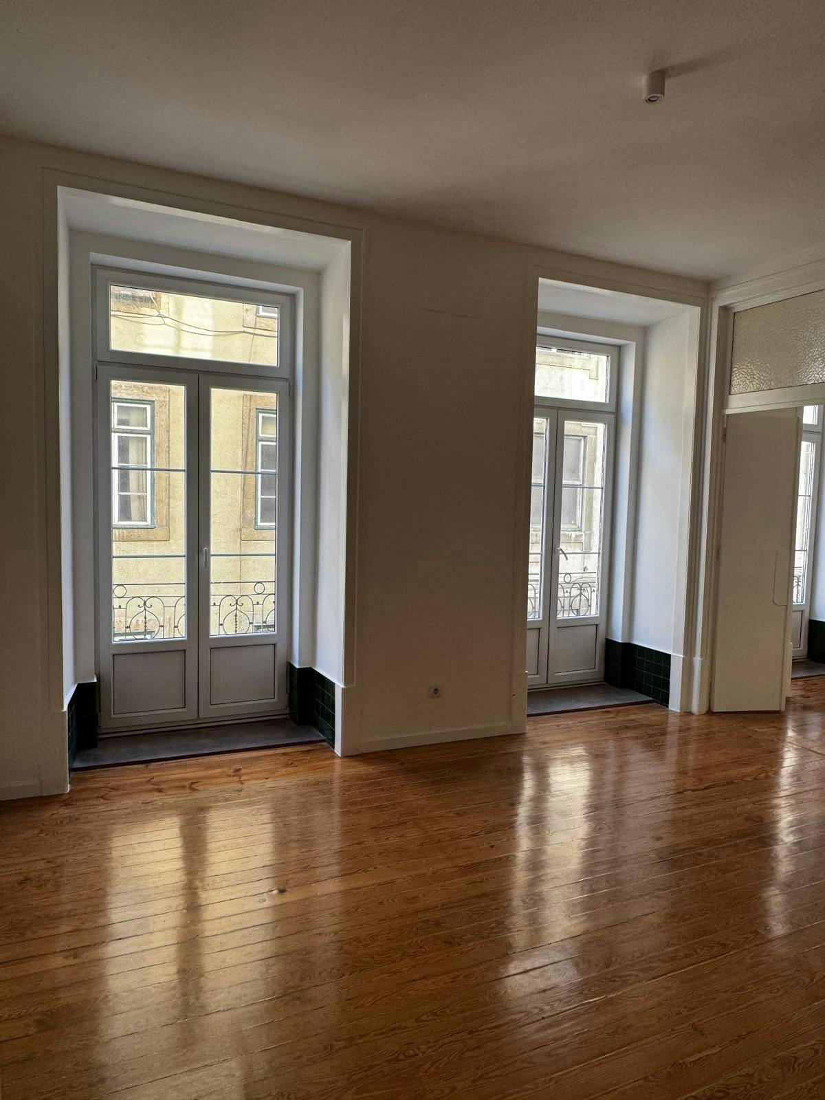 Rua dos Correeiros, Lisbon preview