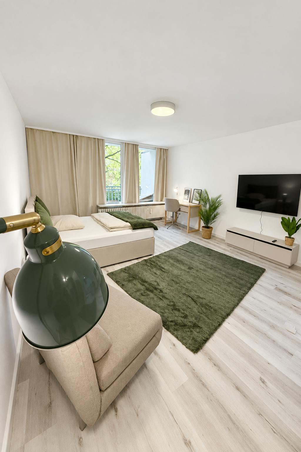 Apartment for rent for €1,350 per month in Düsseldorf, Lindemannstraße