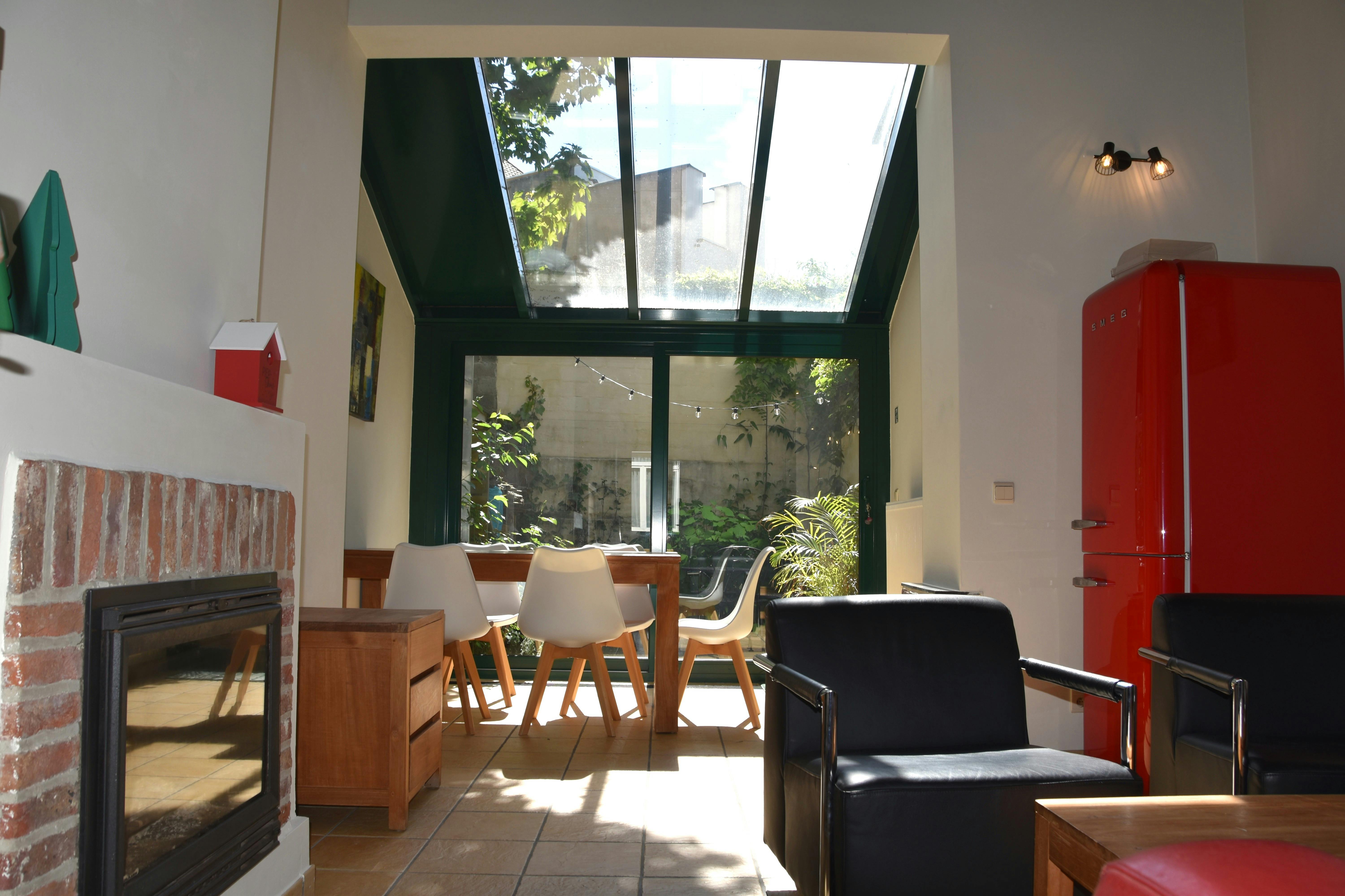Maison à louer pour 2 400 €/mois à Gent, Verdedigingstraat