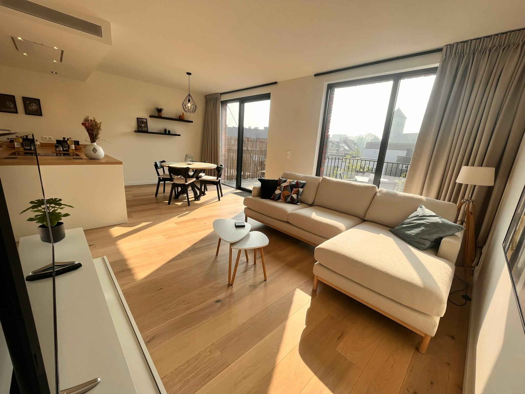 Lägenhet att hyra för 2 500 € i månaden i Gent, Raketstraat