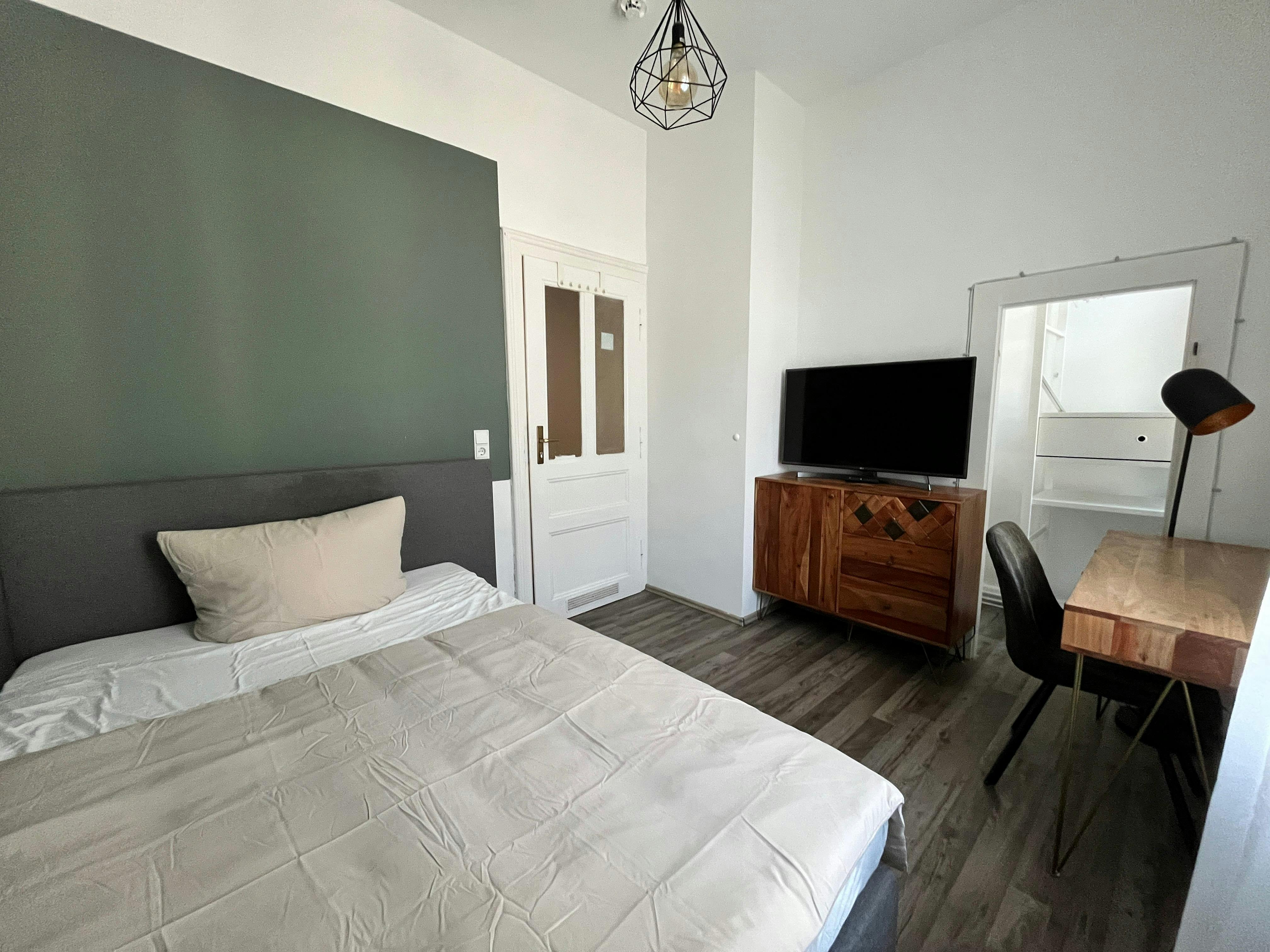 Private room for rent for €655 per month in Frankfurt am Main, Saalburgallee
