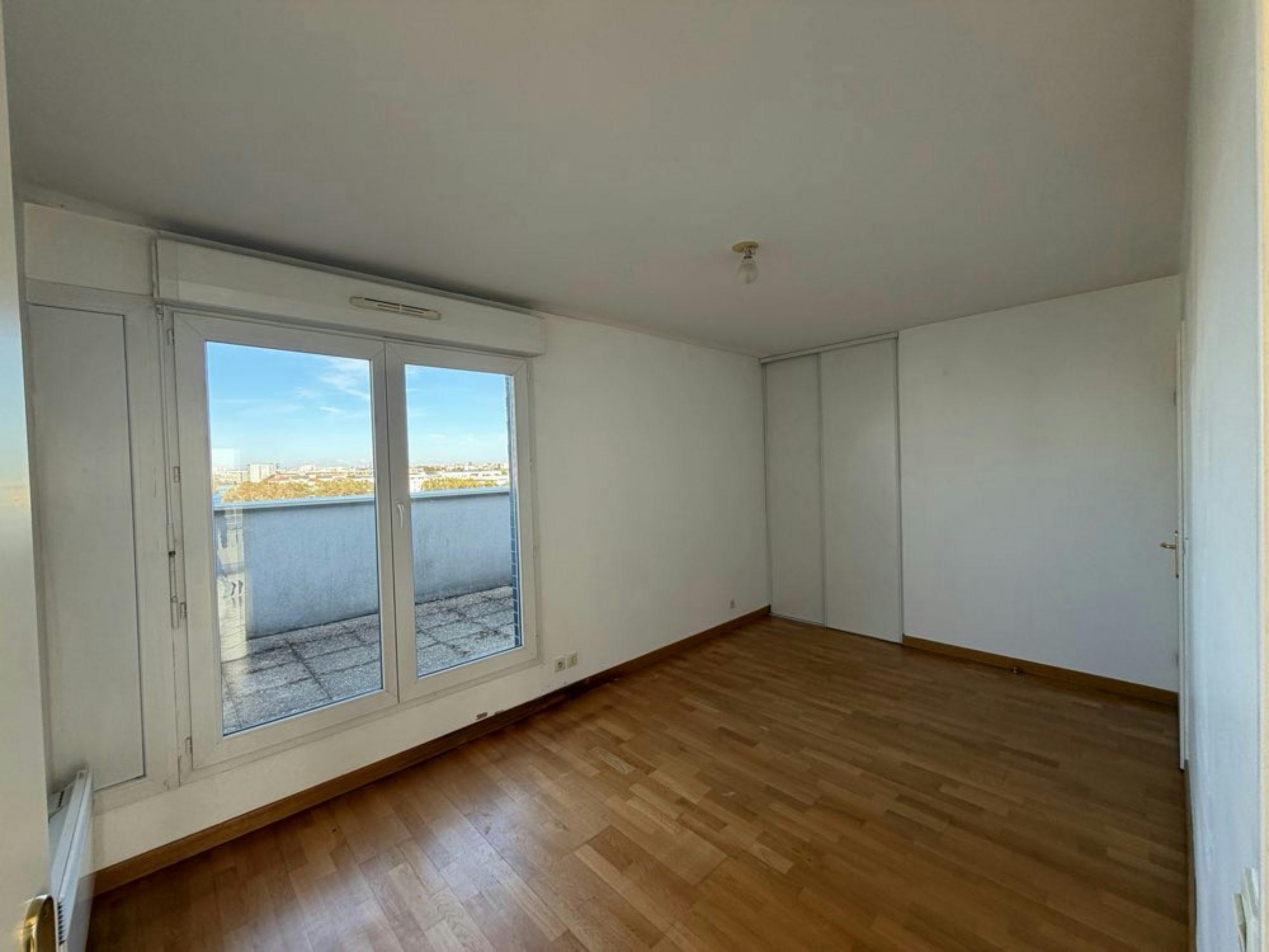 WG-Zimmer zu mieten für 900 € pro Monat in Vitry-sur-Seine, Rue Charles Fourier