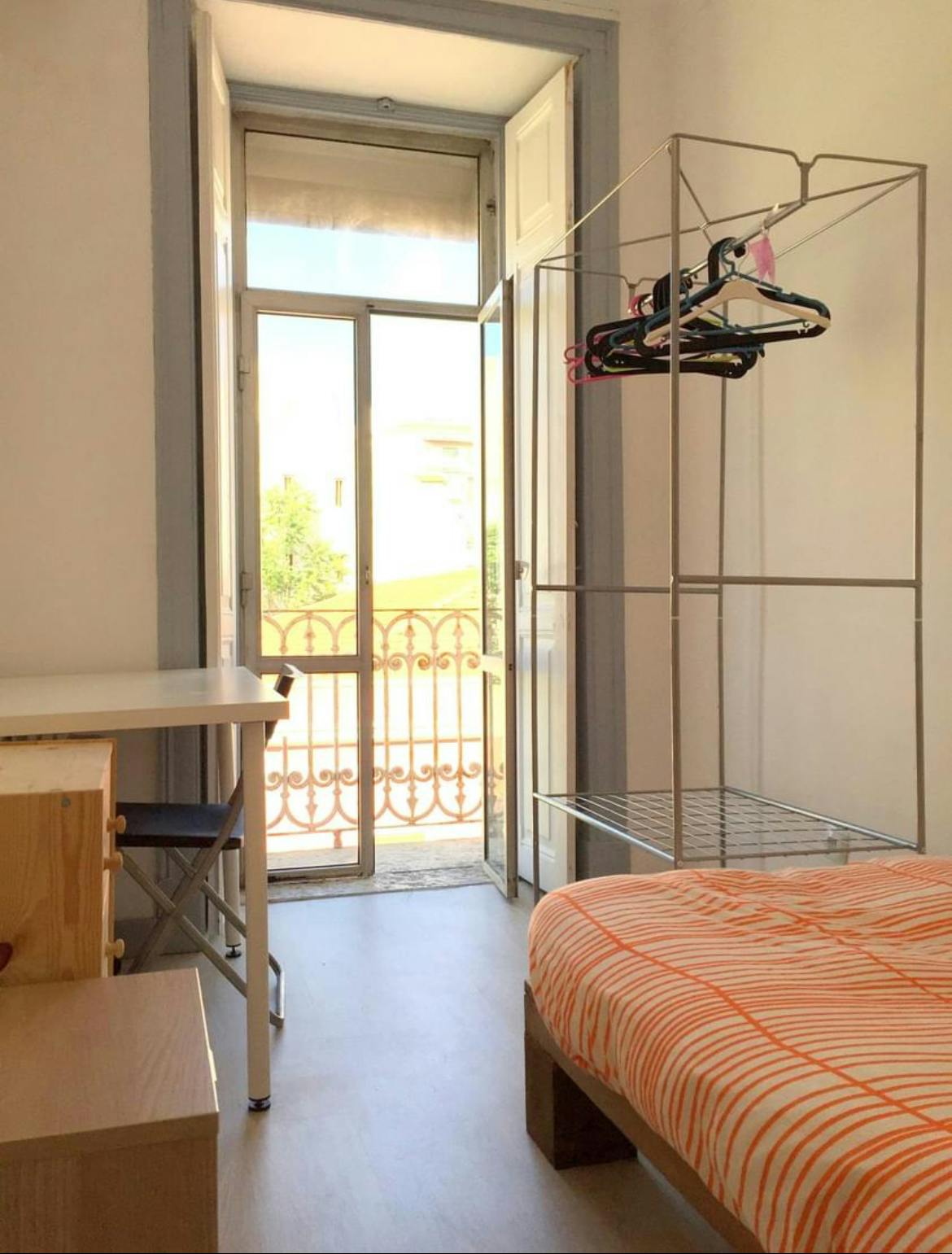 Rua da Sociedade Farmacêutica, Lisbon preview