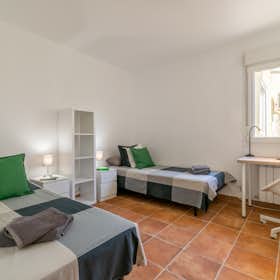 Chambre partagée for rent for 580 € per month in Cerdanyola del Vallès, Carrer de Lluís d'Abalo