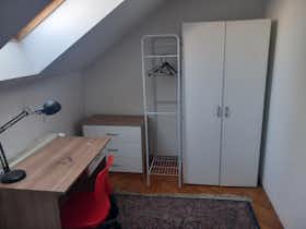 Cameră privată de închiriat pentru 450 EUR pe lună în Ljubljana, Triglavska ulica