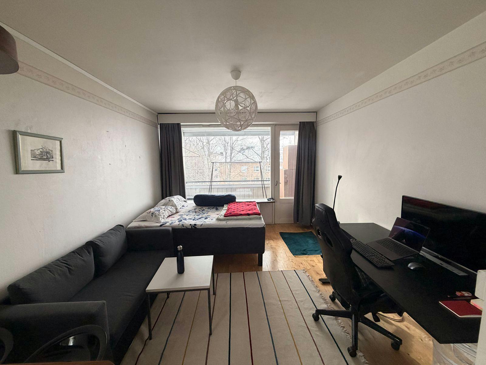 Kawalerka do wynajęcia za 976 € miesięcznie w mieście Helsinki, Lielahdentie