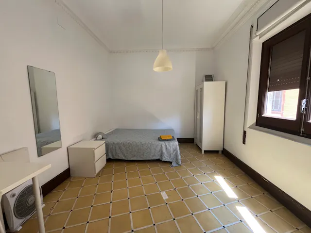 Private room in Carrer de les Jonqueres, Barcelona (505249) room image 1