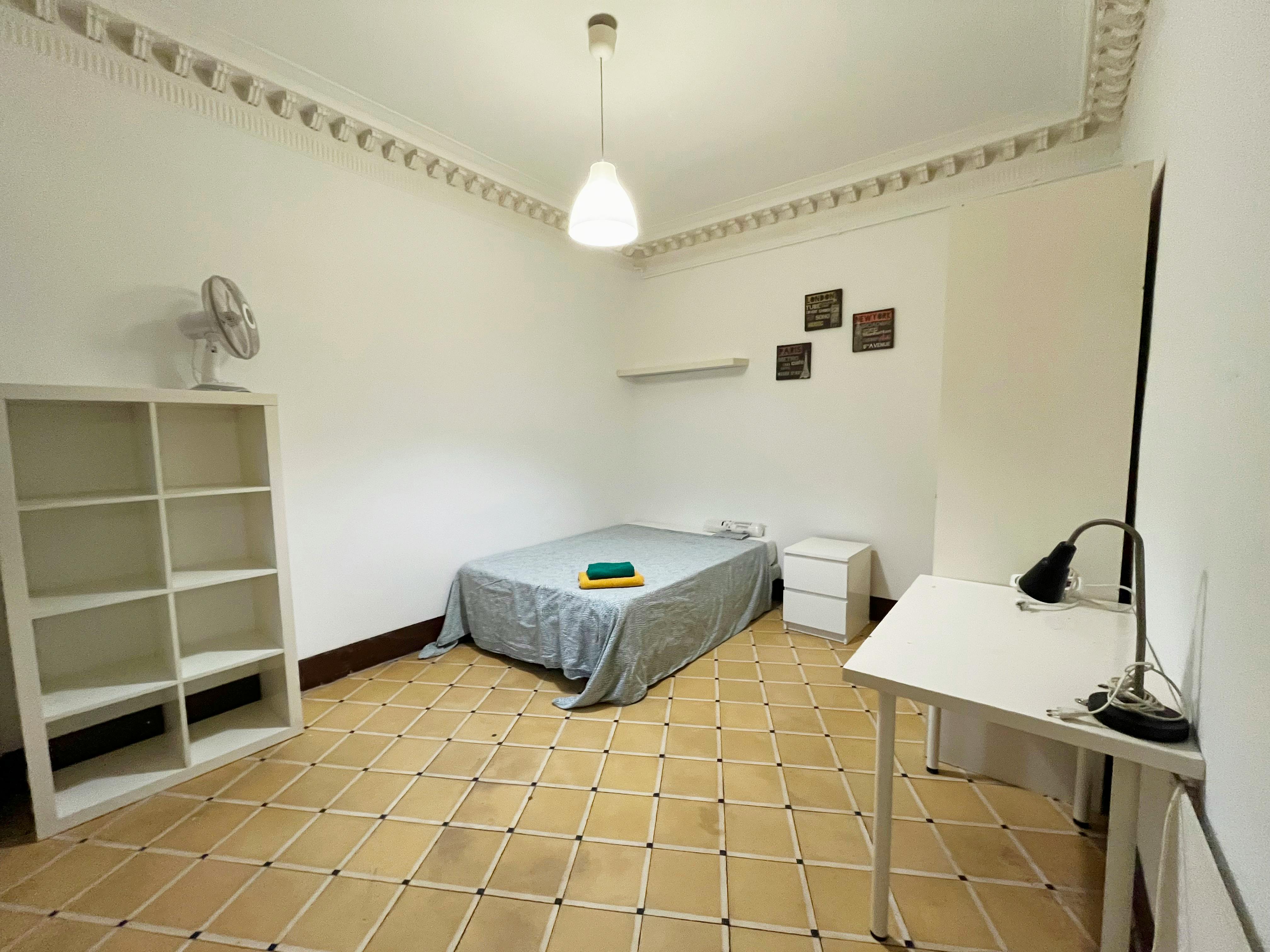 Carrer de les Jonqueres, Barcelona preview