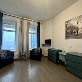 Studio for rent for €1,250 per month in Berlin, Rheinsberger Straße