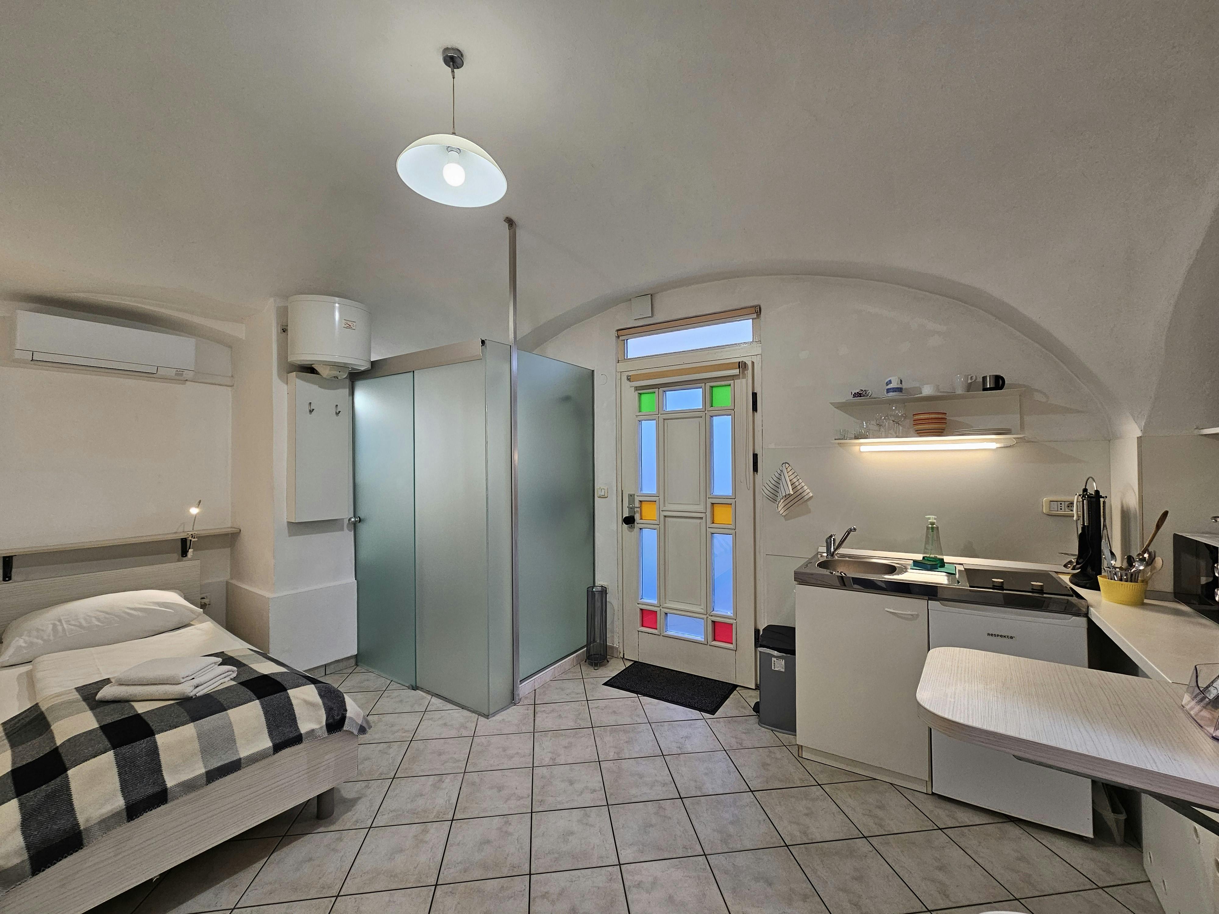 Studio for rent for €640 per month in Ljubljana, Mala ulica