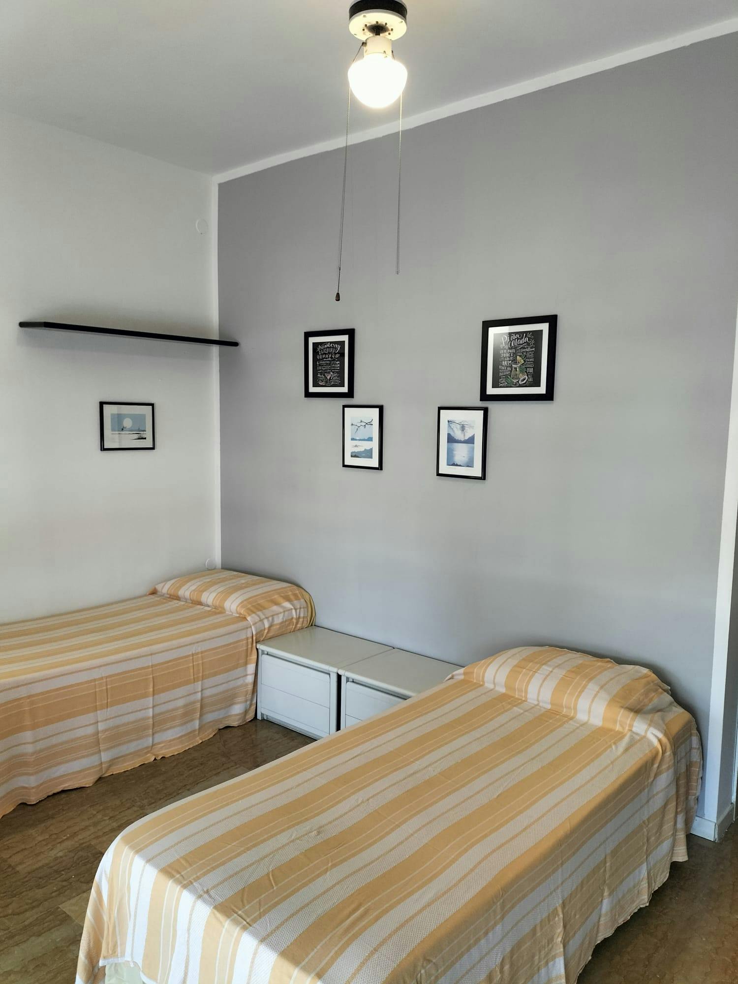 Shared room in Alzaia Naviglio Pavese, Milan (530913) room image 1