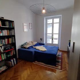 Private room for rent for €620 per month in Turin, Largo Montebello